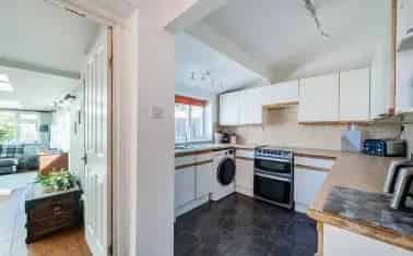 3 Bedroom Detached Chalet Bungalow Wellington