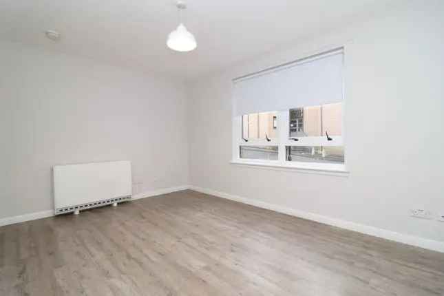 Flat to rent in Glenfarg Street, Glasgow, Glasgow City G20