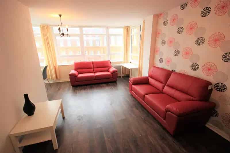 2 Bedroom Apartment to Rent
