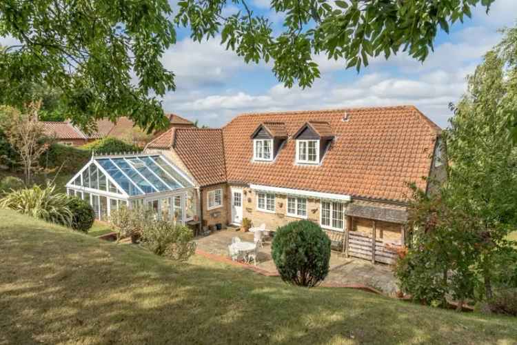 Detached House for sale with 5 bedrooms, Beccles Road, Bungay