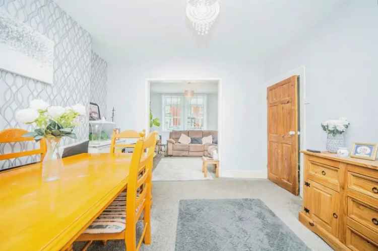 3 Bedroom Terraced House Popular Location South West Garden Driveway Parking