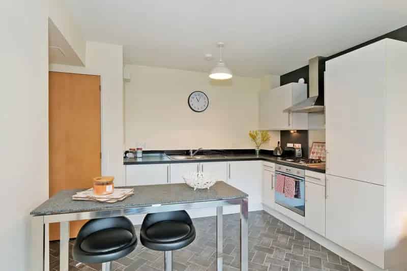 2 Bed Apartment Bucksburn Modern Interior Gas Central Heating Secure Entry