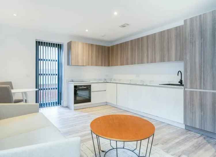 Modern One Bedroom Apartment St Albans City Centre