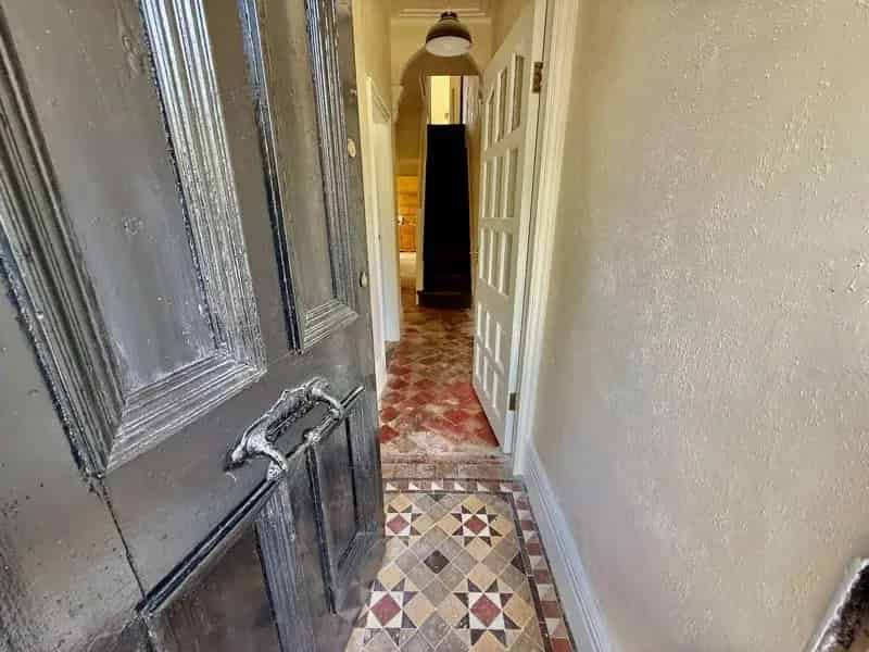 3 Bedroom Semi Detached House to Rent Near Amenities