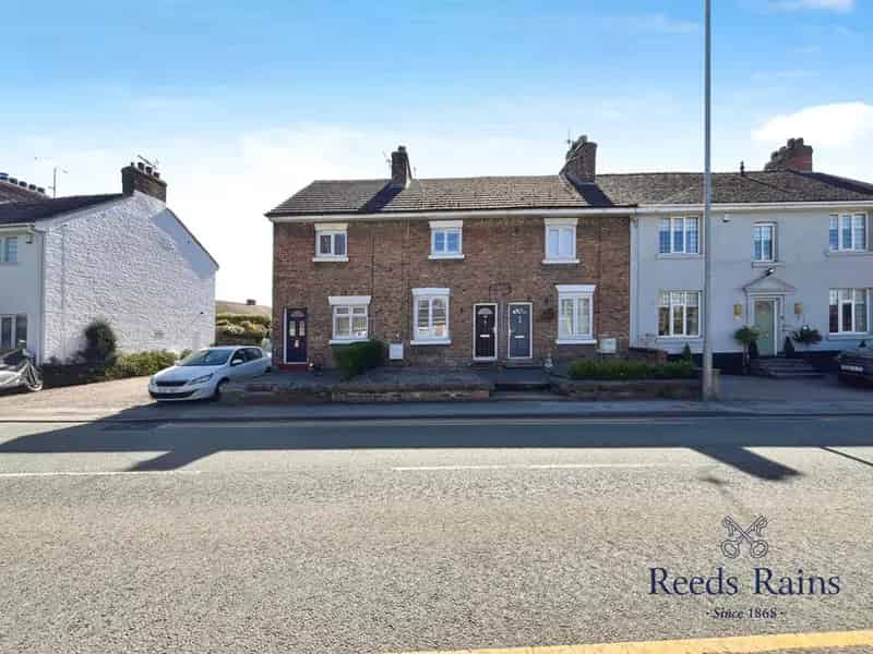 2 Bedroom Mid Terrace House for Sale Holmes Chapel Cheshire