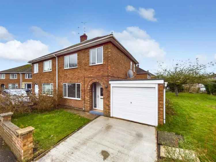 3 bedroom semi-detached house for sale