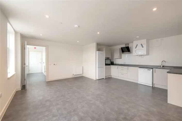 2 bedroom flat/apartment in London