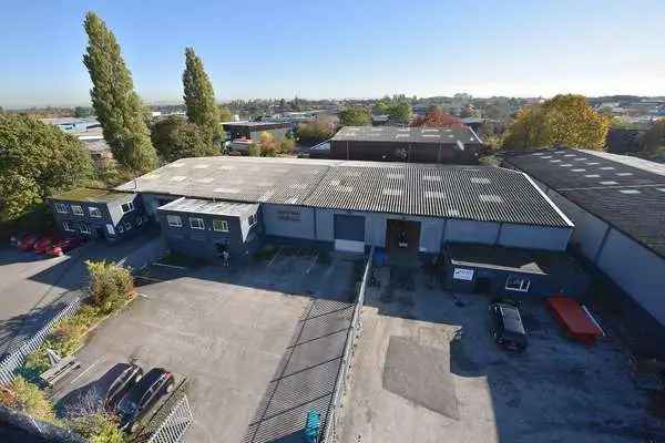 G, Ennis Close, Roundthorn Industrial Estate, Manchester, M23 9LE | Property to rent | Savills