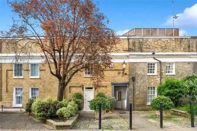 Hyde Park Gardens Mews House For Sale