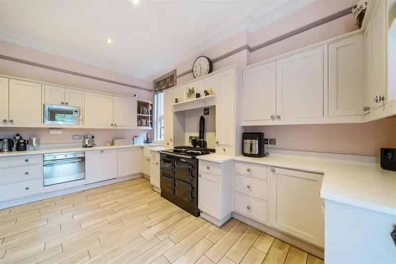 6 Bedroom Semi Detached House For Sale Bedford