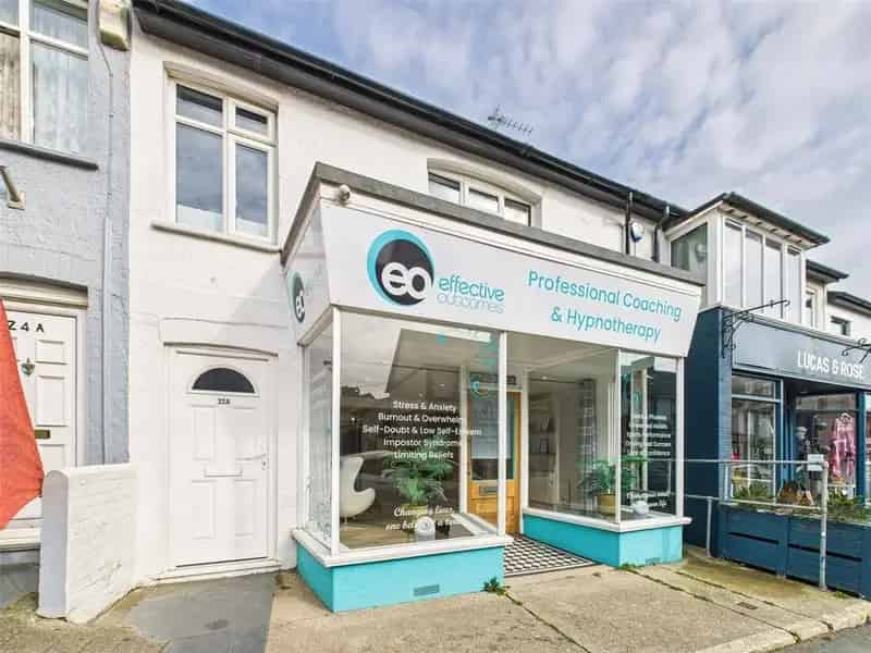 1 Bedroom Terraced House with Commercial Premises For Sale
