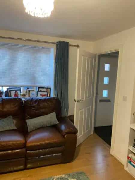 Council Home Near Schools and Amenities RTB Available