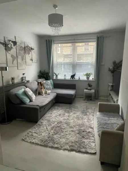 Flat For Rent in London, England