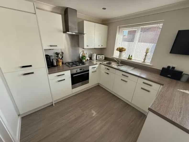 3 Bed Detached Family Home For Sale