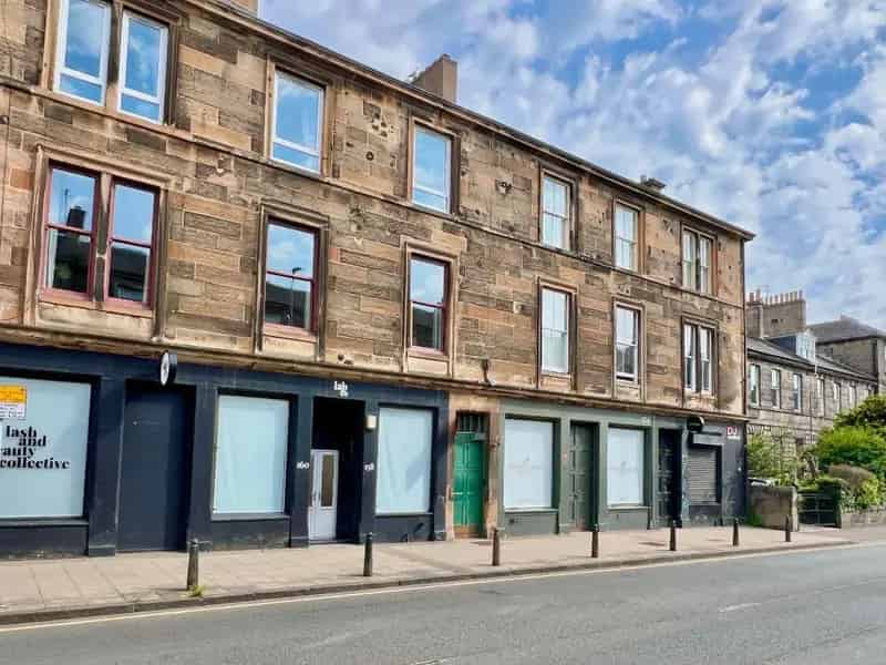 4 Bedroom Flat to Rent
