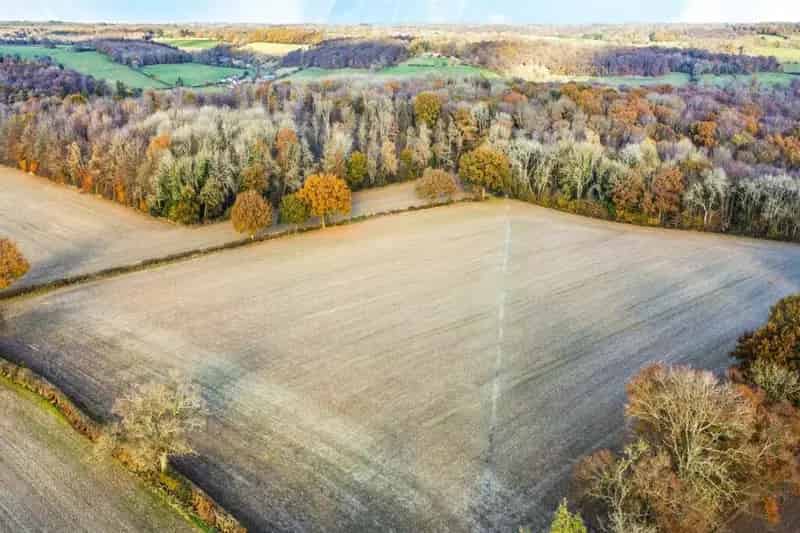 82.12 Acres Woodland and Farmland Buckinghamshire