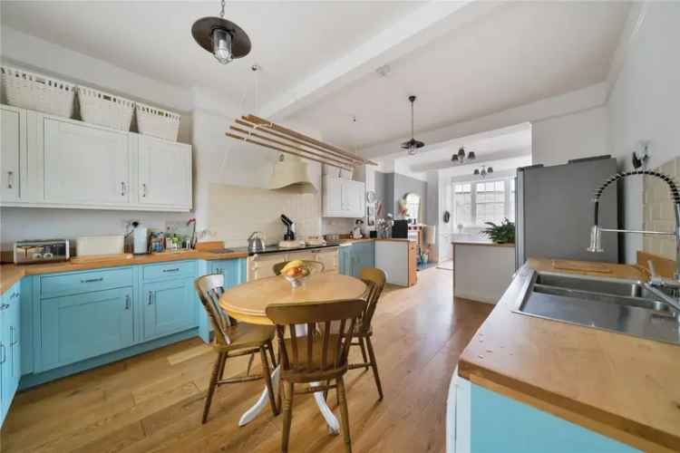 4 Bedroom Townhouse for Sale in Brecon - Grade II Listed