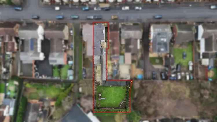 6 Bedroom Semi Detached House for Sale in Bedford
