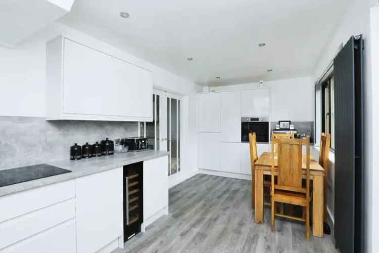 3 Bedroom House For Sale in Sheffield Near Newfield School