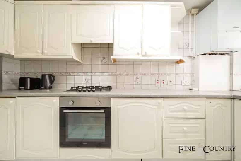 3 Bed End Terrace House West Hampstead Private Garden Garage