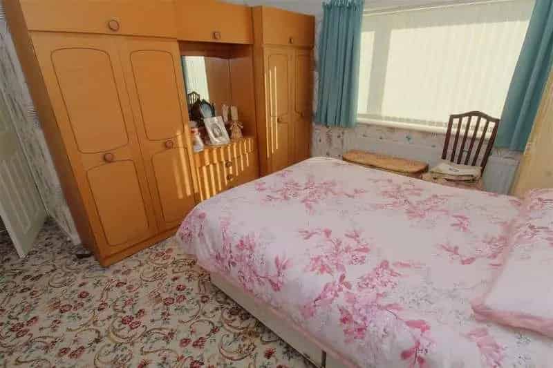 3 Bed House for Sale in Aintree Village