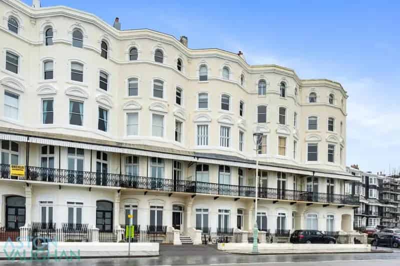 1 Bedroom Apartment for Sale