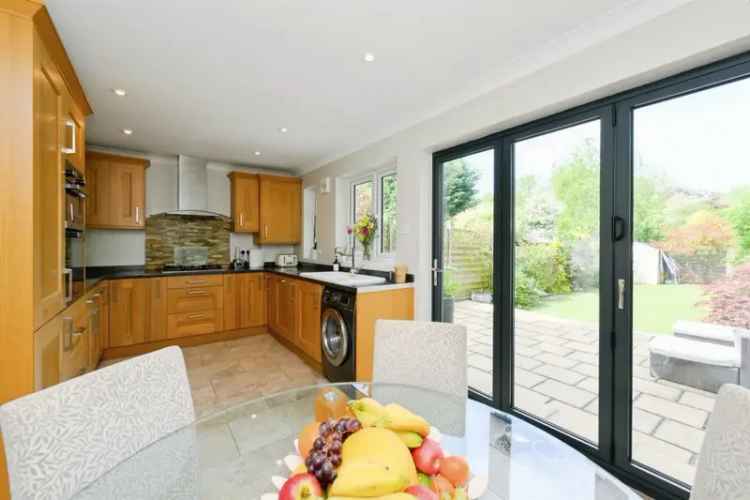 Three Bedroom Family Home with Woodland Views in Broxbourne
