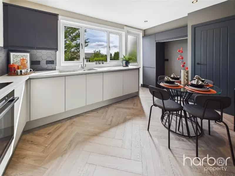 3 Bedroom Semi Detached House for Sale Springboig
