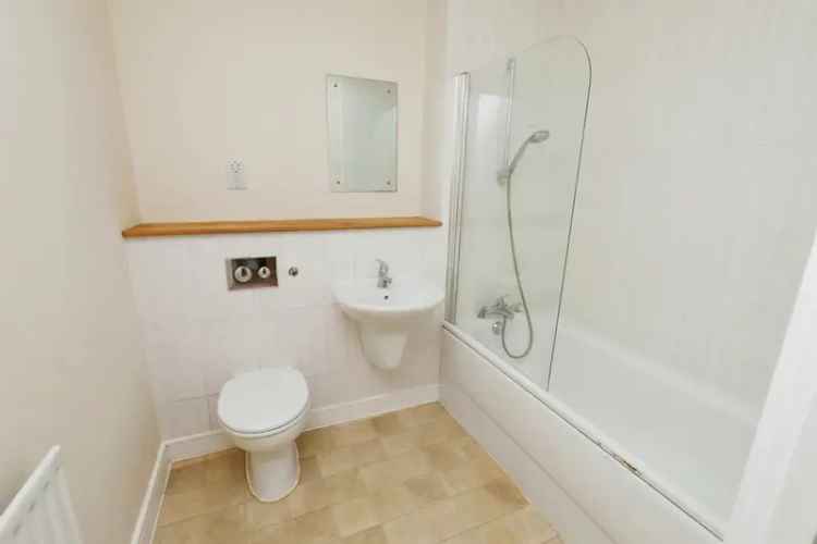 2 Bed City Centre Apartment Allocated Parking