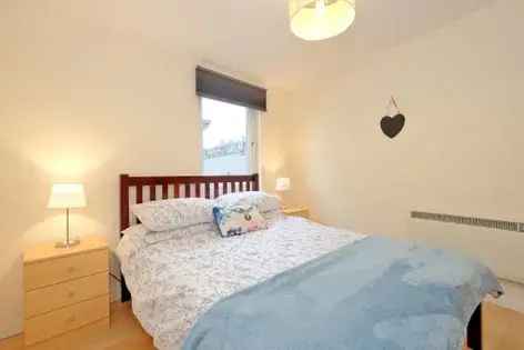 2 Bedroom 72m² Furnished Flat Aberdeen