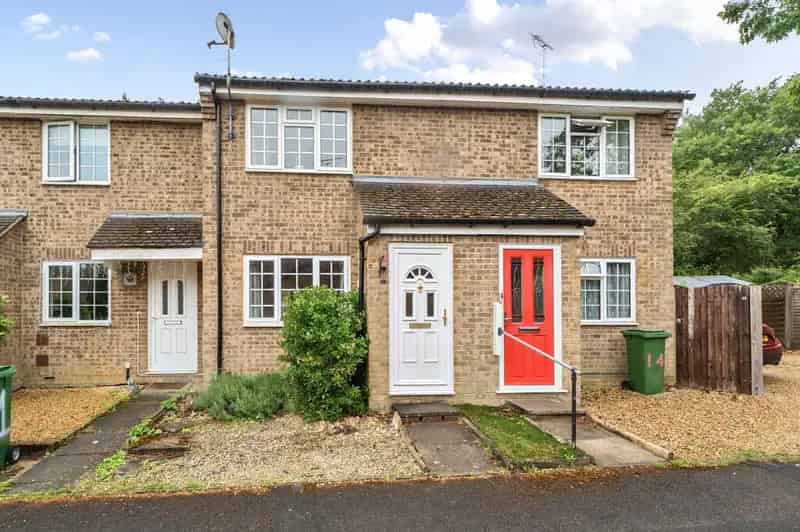 2 Bedroom Terraced House for Sale in Chineham Basingstoke