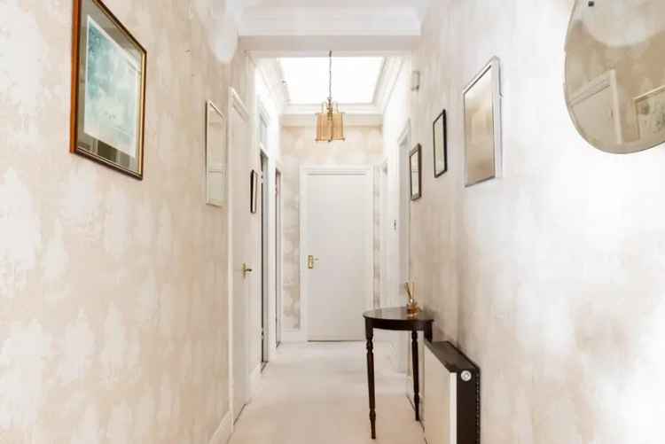3 Bedroom Apartment for Sale in Connaught Mansions