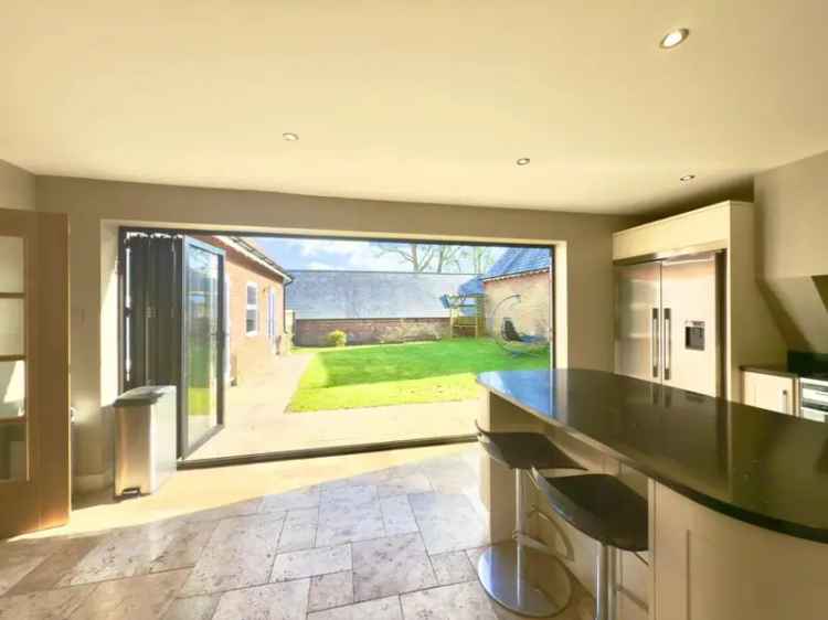 4 Bedroom Detached House for Sale in Throop Village near Bournemouth