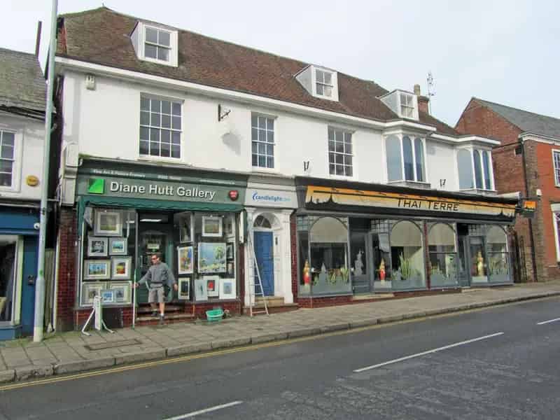 Retail Investment Restaurant Flat Shop Offices For Sale