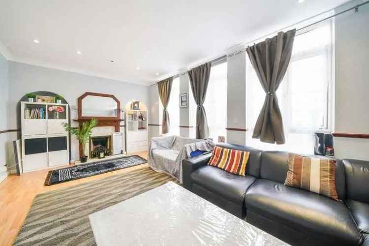 3 bed flat for sale