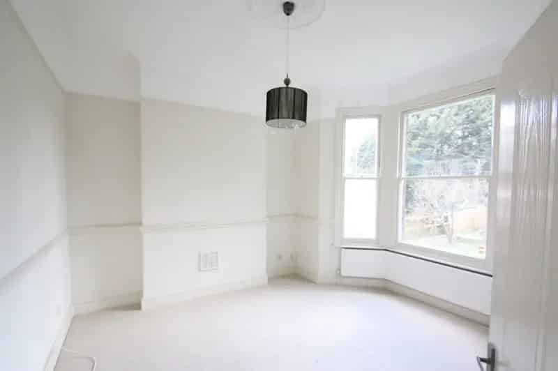 1 Bedroom Flat To Rent Available May 27 2025