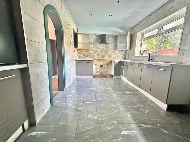 Three Bedroom House Renovation Project Buy to Let Opportunity