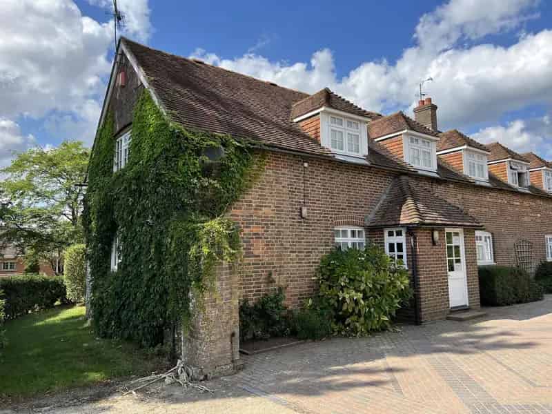 Characterful Rural Offices To Let Fast Broadband Available
