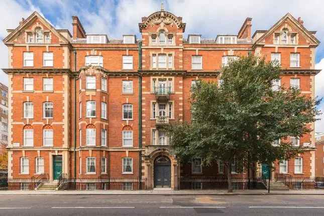 Flat for sale in George Street, London W1H