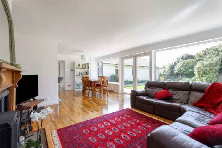 4 Bedroom Detached Bungalow for Sale