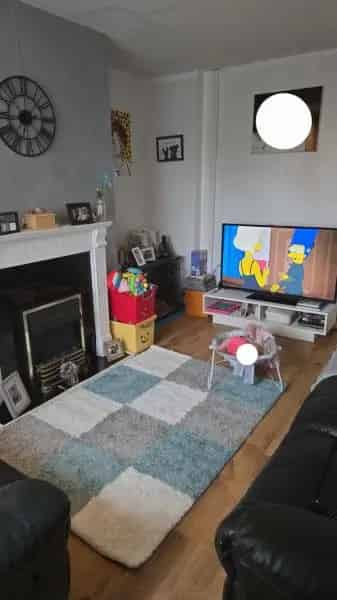 2 Bed House in Crookhill Lovely Estate Needs Some Work