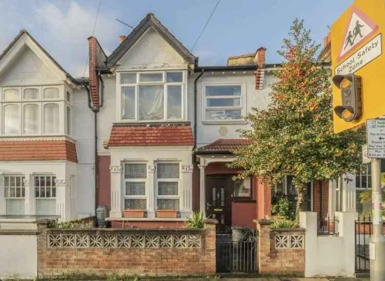 Tooting Bec Mid Terrace House - Great Potential - Chain Free