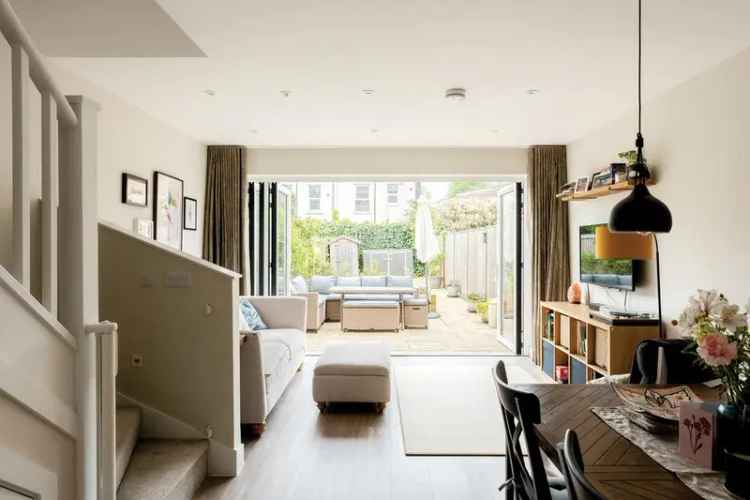 4 Bedroom Townhouse for Sale