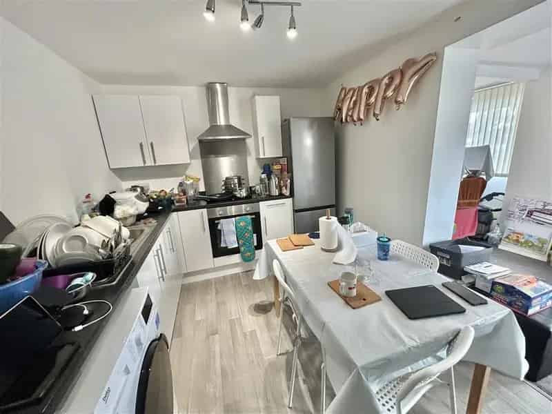 Two Bedroom Ground Floor Flat in Arnold NG5 Available May