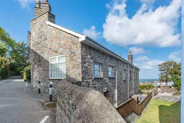 Towyn Road, New Quay, Ceredigion, SA45 9QQ | Property for sale | Savills