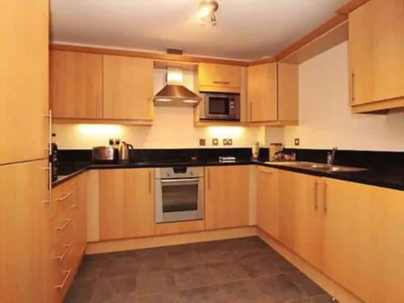 2 Bedroom Apartment House to Rent