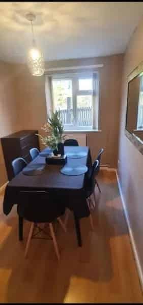4 Bedroom House Large Garden 2 Bathrooms Council Property Right To Buy