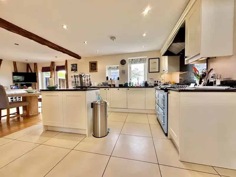3 Bedroom Detached House for Sale Church Lench Worcestershire