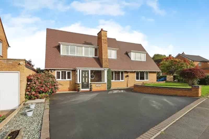 Extended Detached Family Home Coleshill Four Bedrooms Double Garage