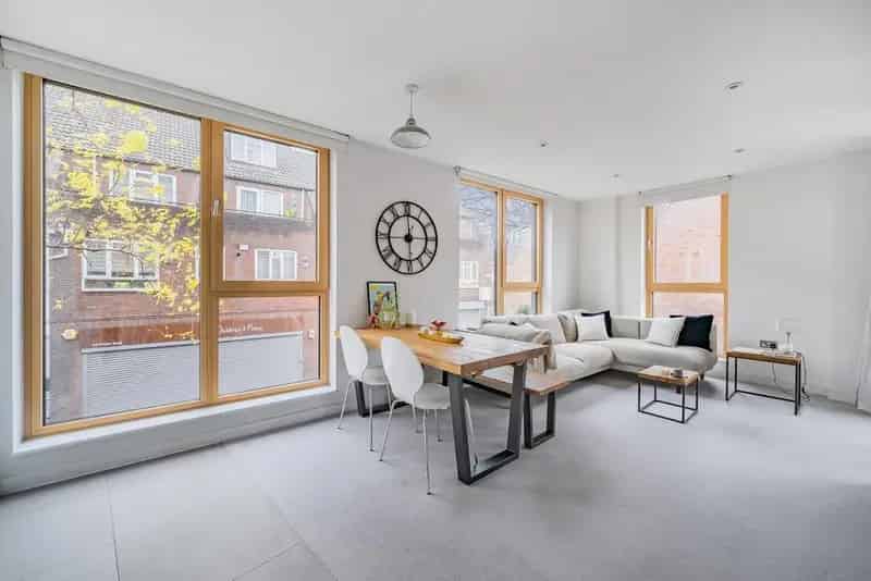 Flat For Sale , London, England